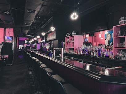 Dani’s Queer Bar