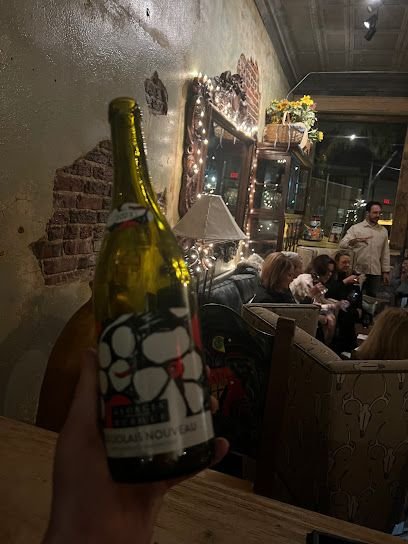 The Dirty Laundry Saloon - Bar & Grill
