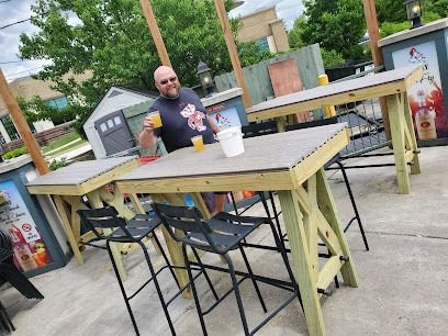 Natty Oaks Pub & Eatery