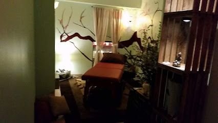 The Mint Room Massage @ LightSpace Studio