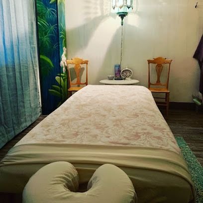Healing Hippie: Therapeutic Massage & Reiki