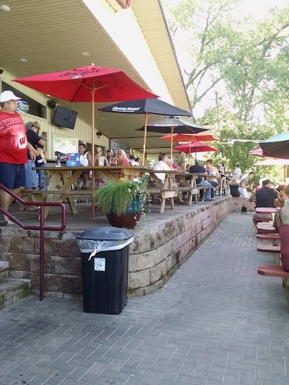 Pettit's Lakeview Campground and Bar