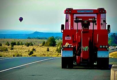 Weigh station Terrebonne southbound