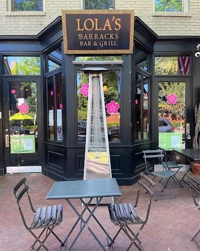 Lola's A Neighborhood Bar