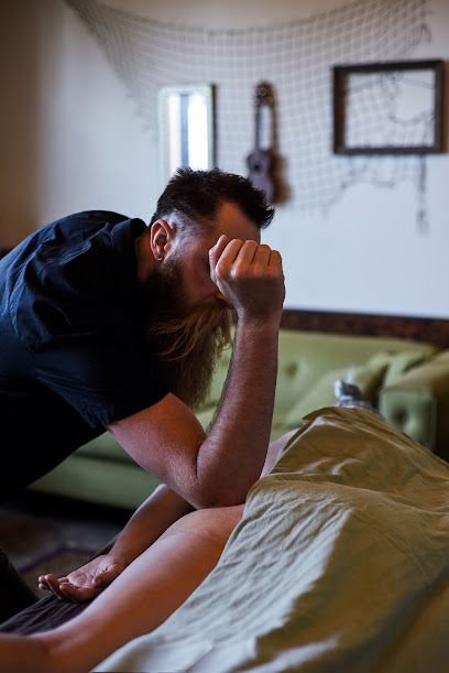 Earth and Muscle - Deep Tissue Massage and Nutritional Therapy