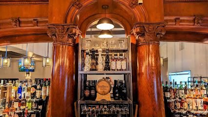 Fable: Craft Bar, Wine Saloon, Food Joint