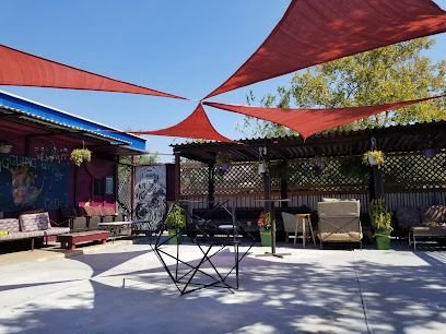 Barzarre - Beer, Spirits, Tacos, Hookah & Music