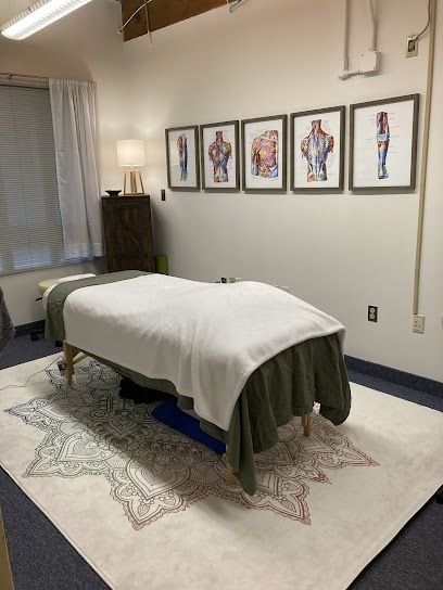 Earthwise Healing Arts, Samantha Witman, LMT